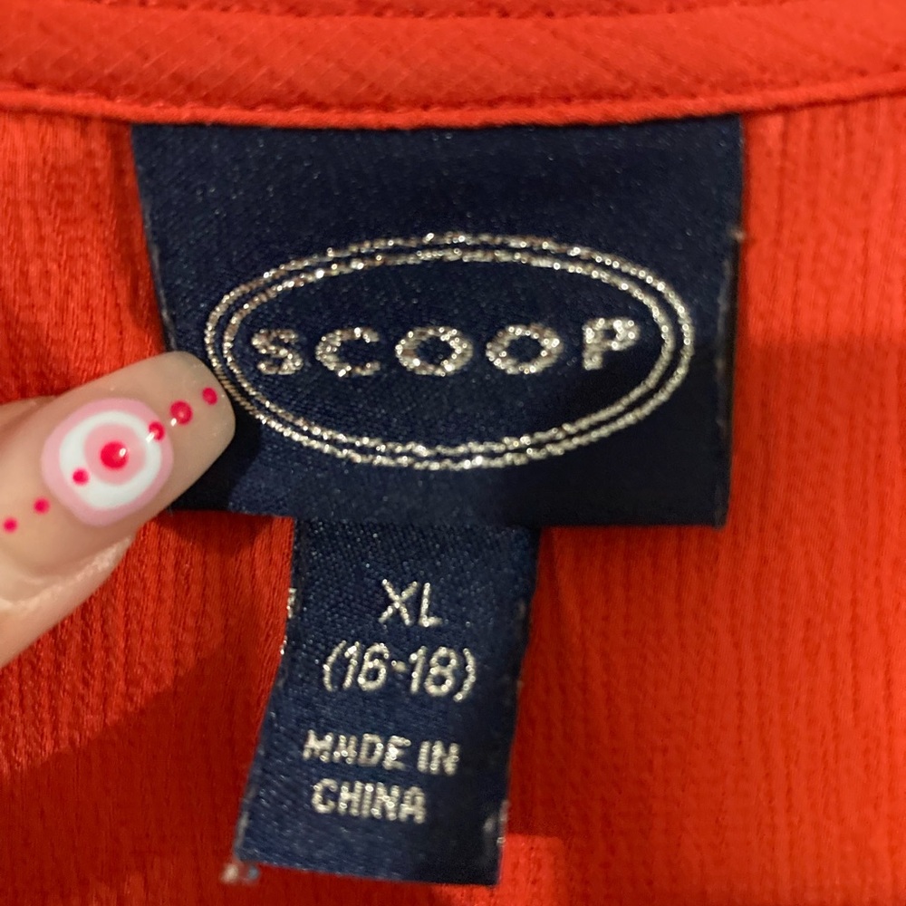 NWOT Scoop NYC red ruffle blouse - Picture 7 of 11